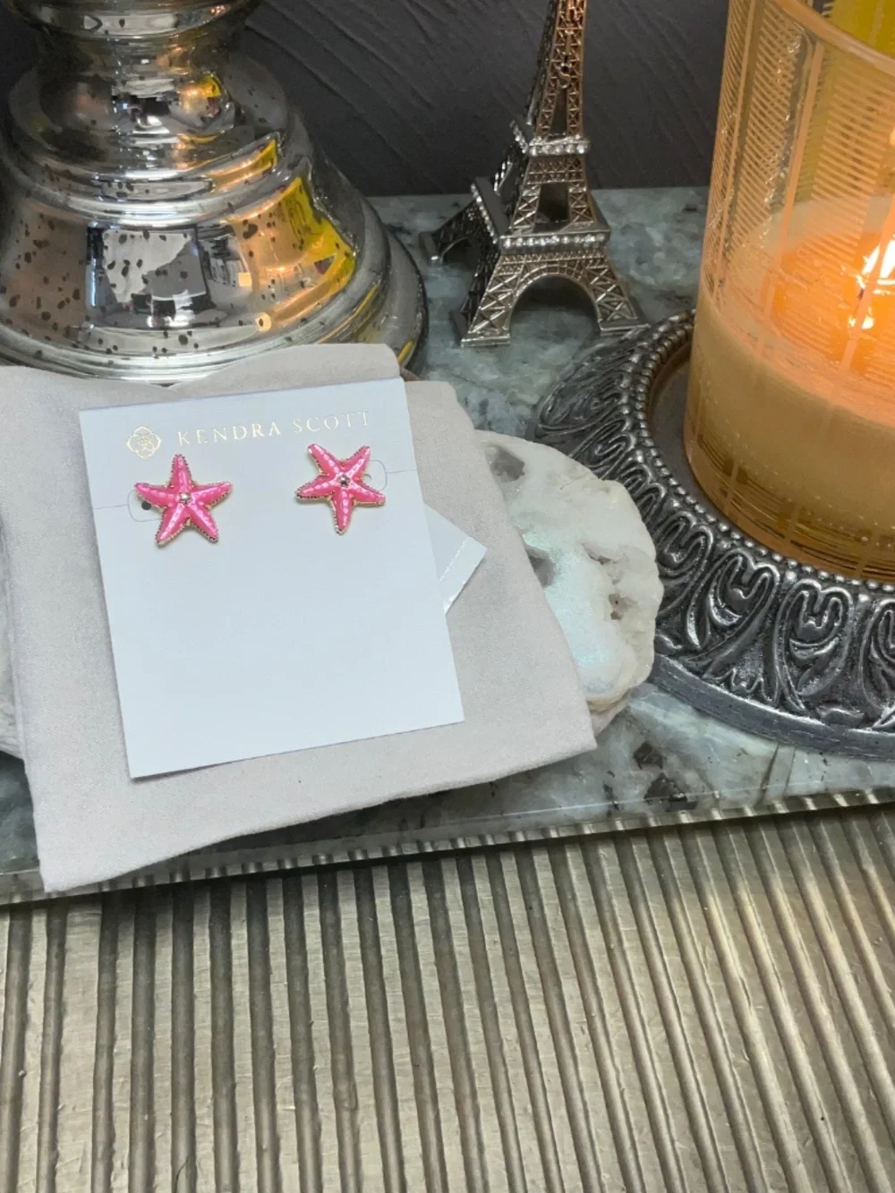 *SALE* Kendra Scott Parker Starfish Gold Stud Earrings in Bright Pink M-O-P - Picture 4 of 7